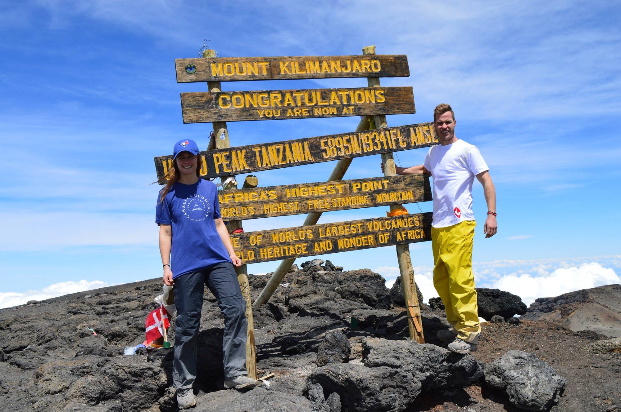 Top 10 Kilimanjaro Tips 🇨🇦 👽 🇹🇿